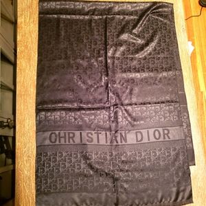 Old Christian  dior scarf